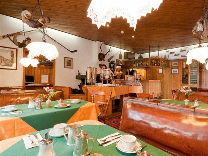 Hotel De Len Cortina dʼAmpezzo Esterno foto